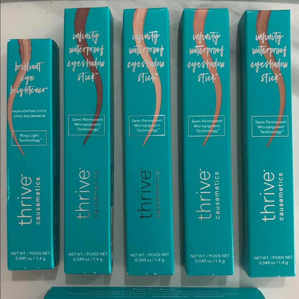 5 new eyeshadow sticks and bonus gloss - Picture 2 of 6